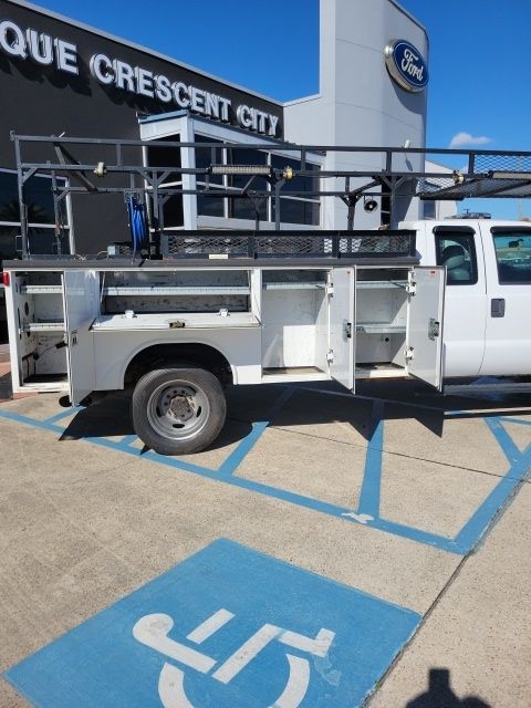 2016 Ford F-550 - Photo 39