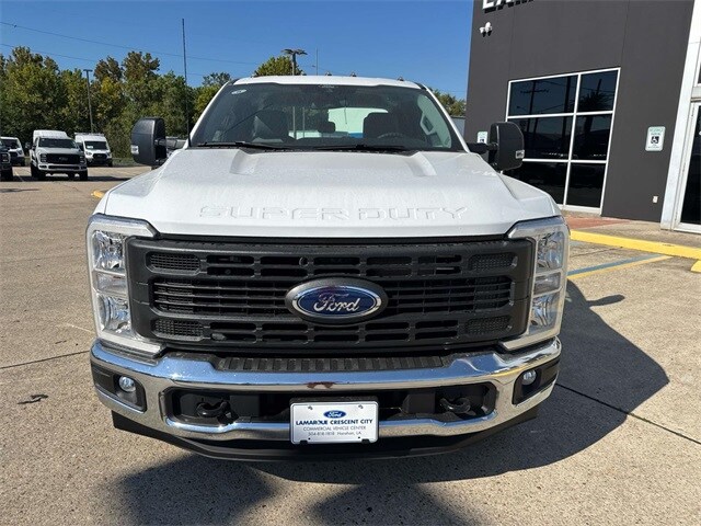 2026 Ford F-250 XL photo 2