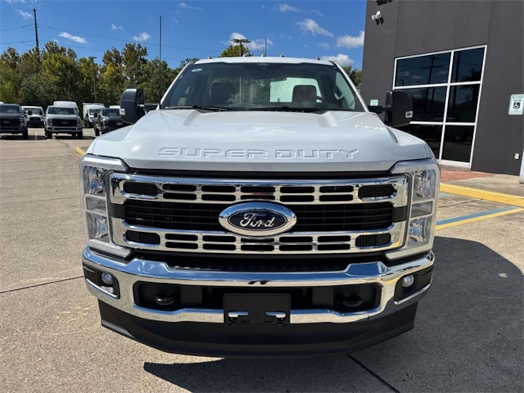 New 2026 Ford F-350SD XL Chassis