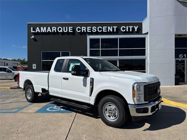 2026 Ford F-250 Super Duty XL's photo