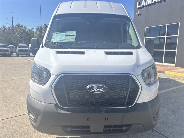 2026 Ford Transit photo 2