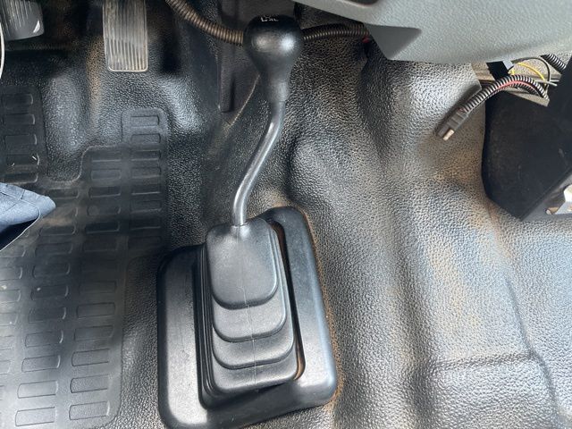 2016 Ford F-550 - Photo 37