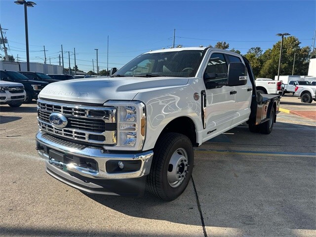2026 Ford F-350 XL photo 3