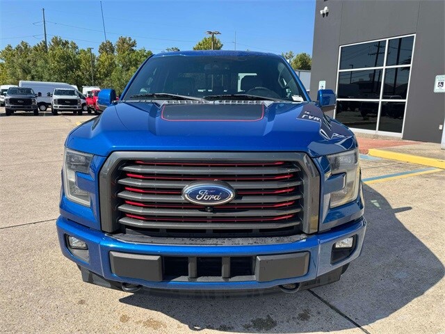 2017 Ford F-150 Lariat photo 2