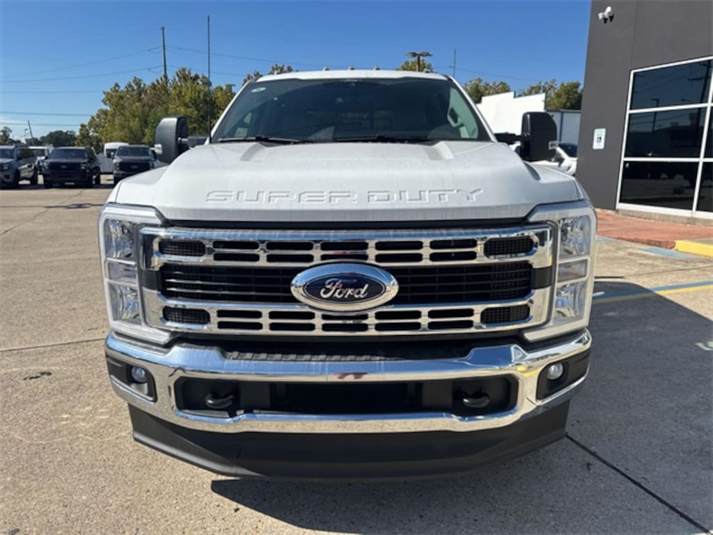 New 2025 Ford F-350SD XL Chassis