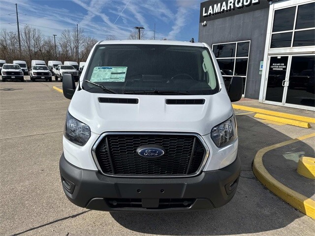 2024 Ford Transit photo 2