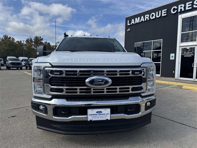 2026 Ford F-350 XL photo 2