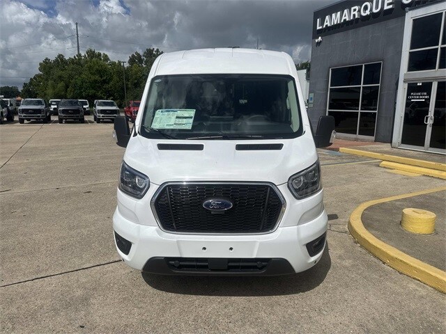2025 Ford Transit photo 2