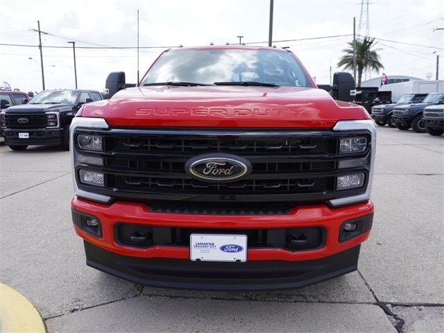 2024 Ford F-250 photo 2