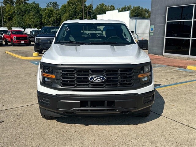 2025 Ford F-150 XL photo 2