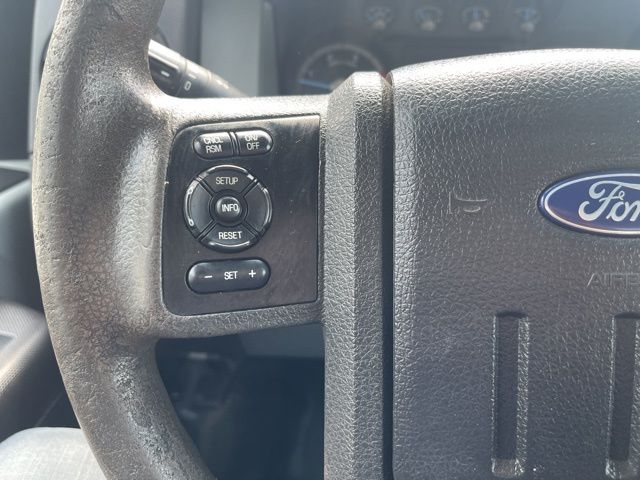 2016 Ford F-550 - Photo 29