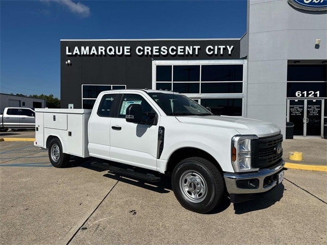 2026 Ford F-250 Super Duty XL's photo