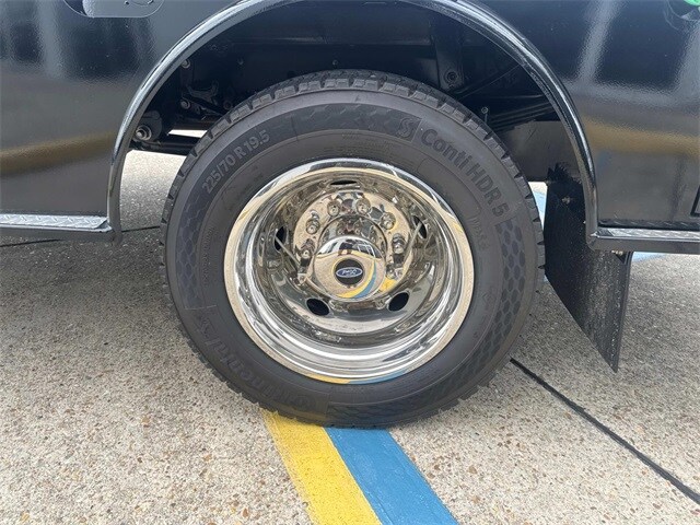 2025 Ford F-550 XL photo 4