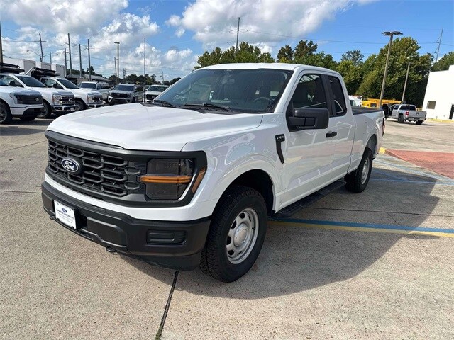 2025 Ford F-150 XL photo 2