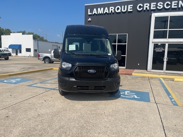 2023 Ford Transit photo 2