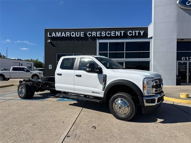 2026 Ford F-450 Super Duty Chassis Cab XL's photo