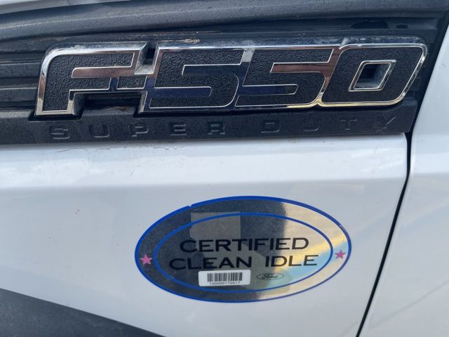 2016 Ford F-550 - Photo 16