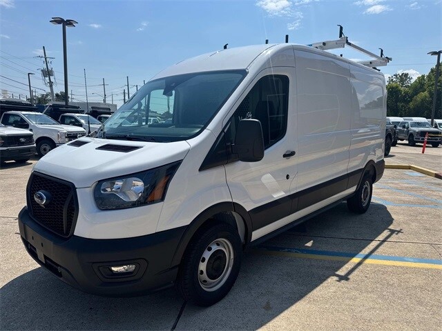 2025 Ford Transit photo 3