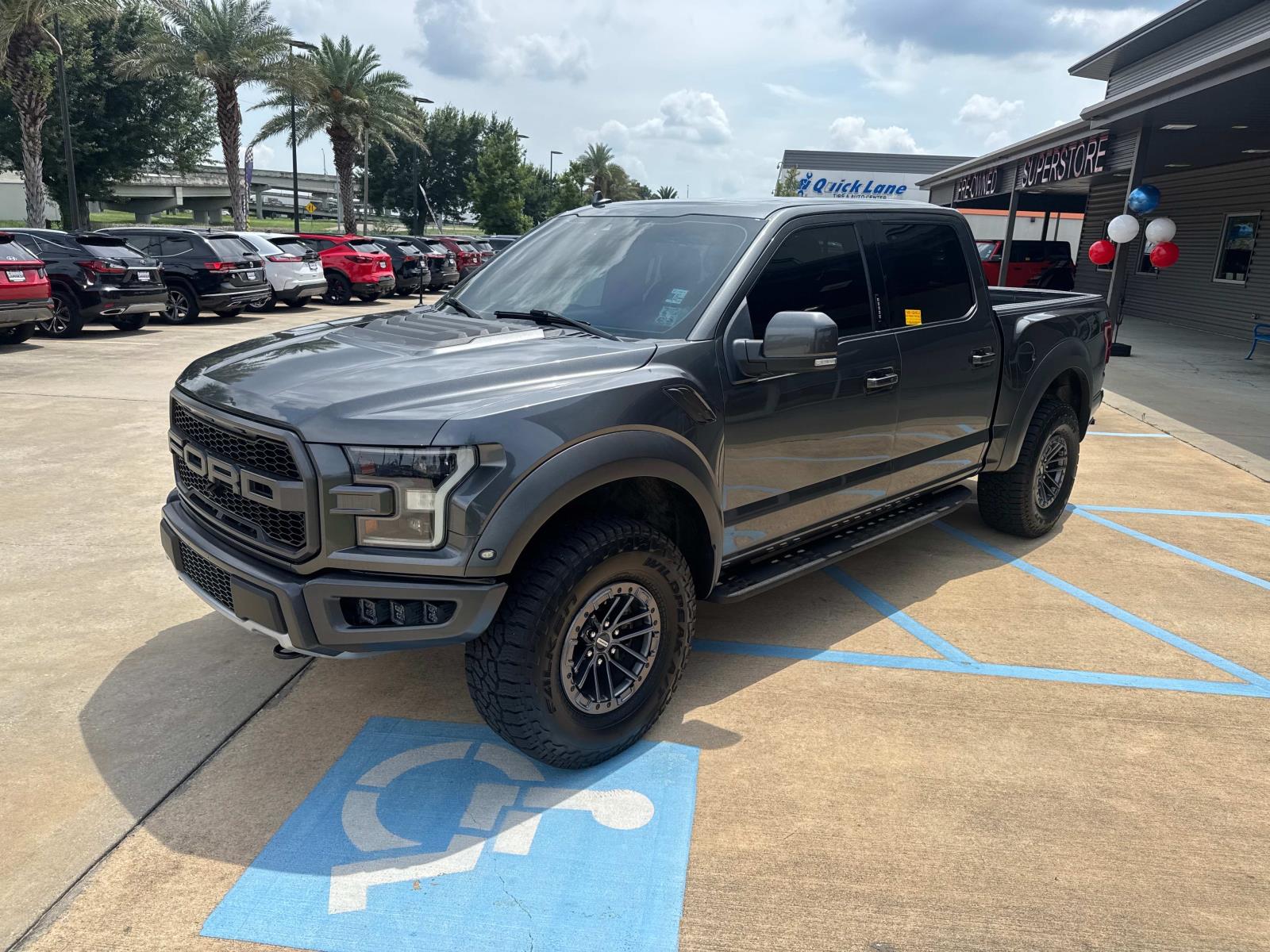 2019 Ford F-150 Raptor photo 4