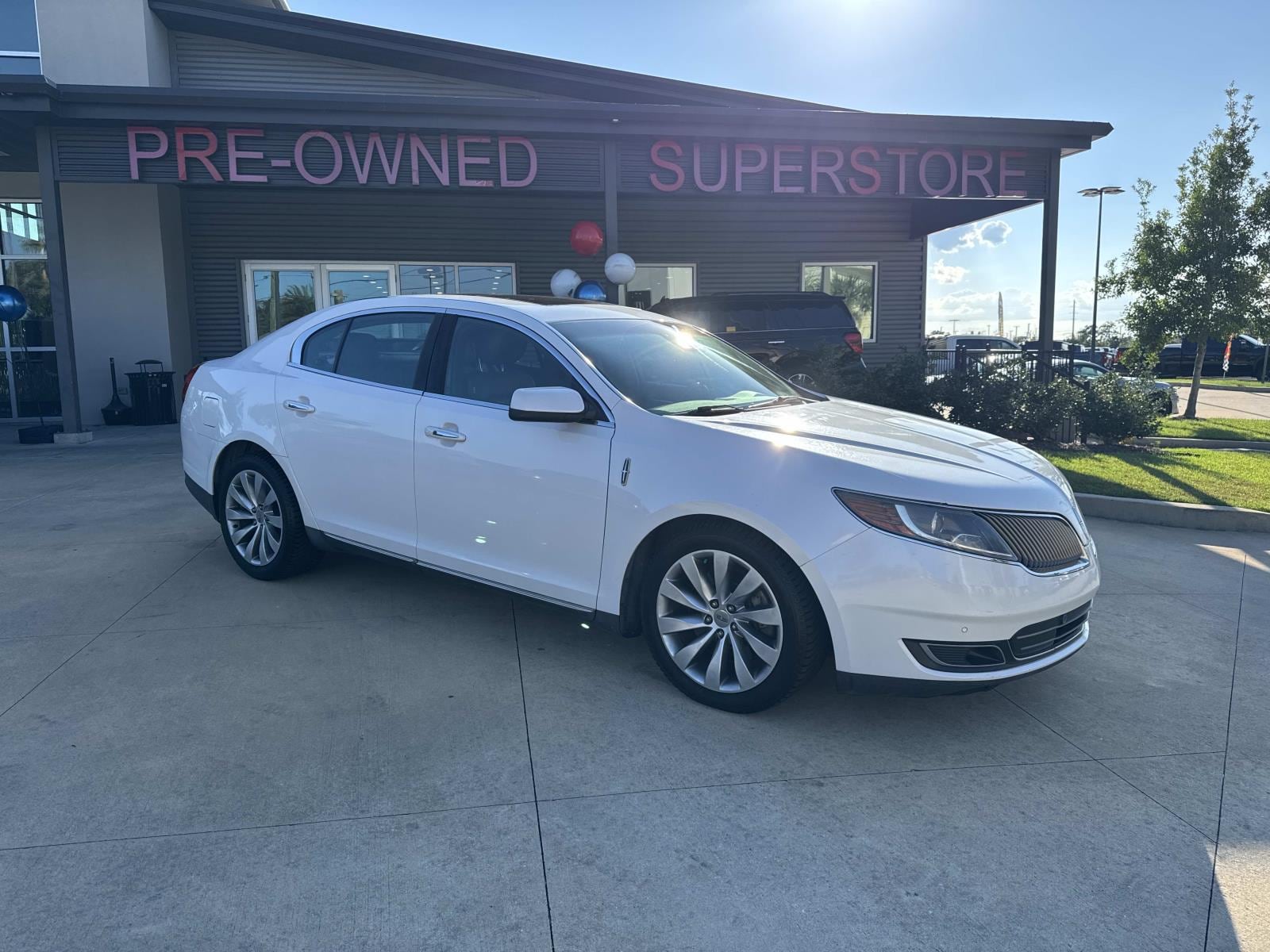 2014 Lincoln MKS Base