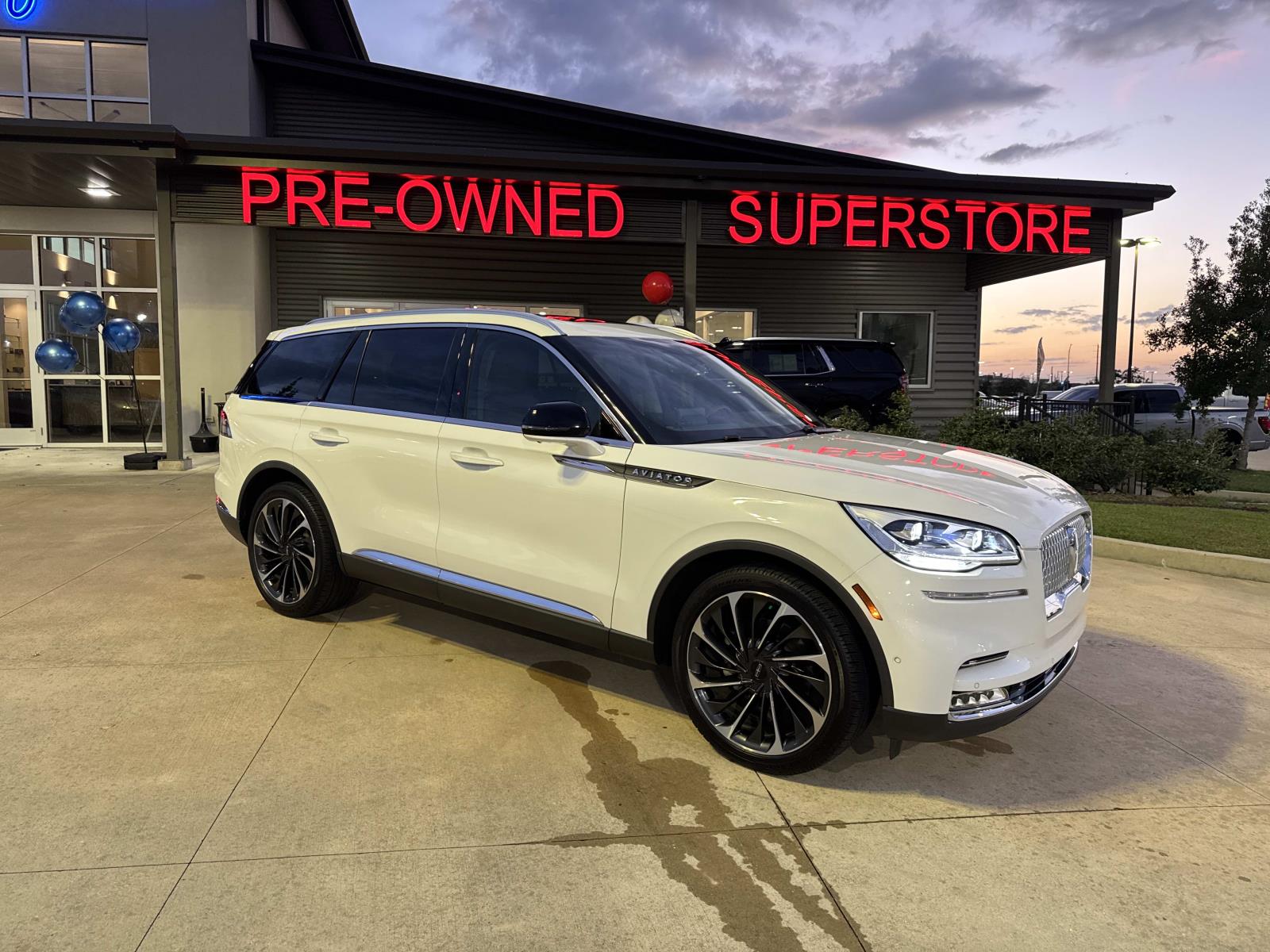 2023 Lincoln Aviator Reserve's photo