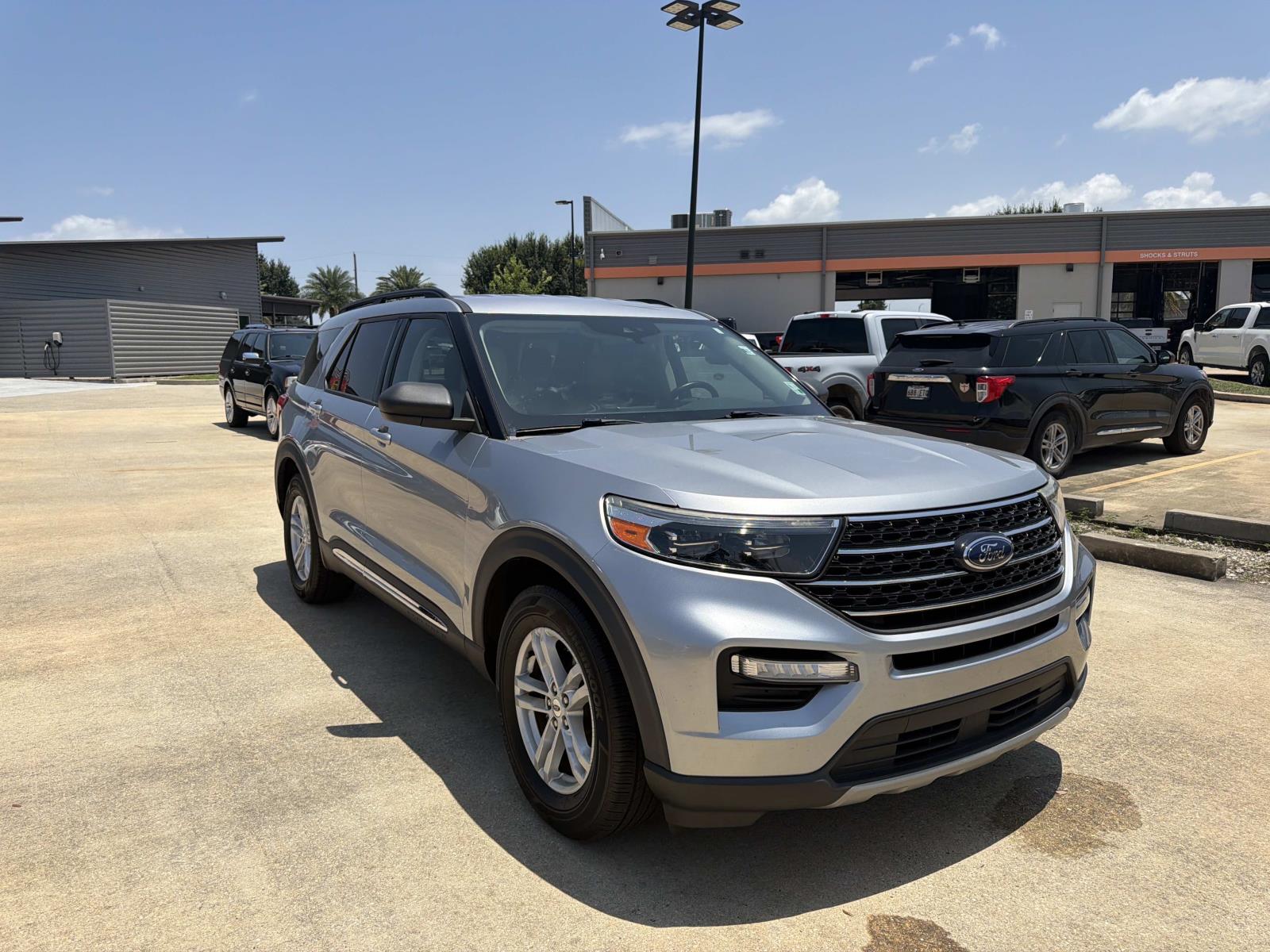 2020 Ford Explorer Sport Utility 