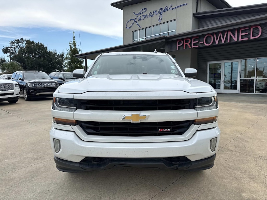 Used 2018 Chevrolet Silverado 1500 4WD Crew Cab 143.5 LT w/2LT Crew Cab Pickup
