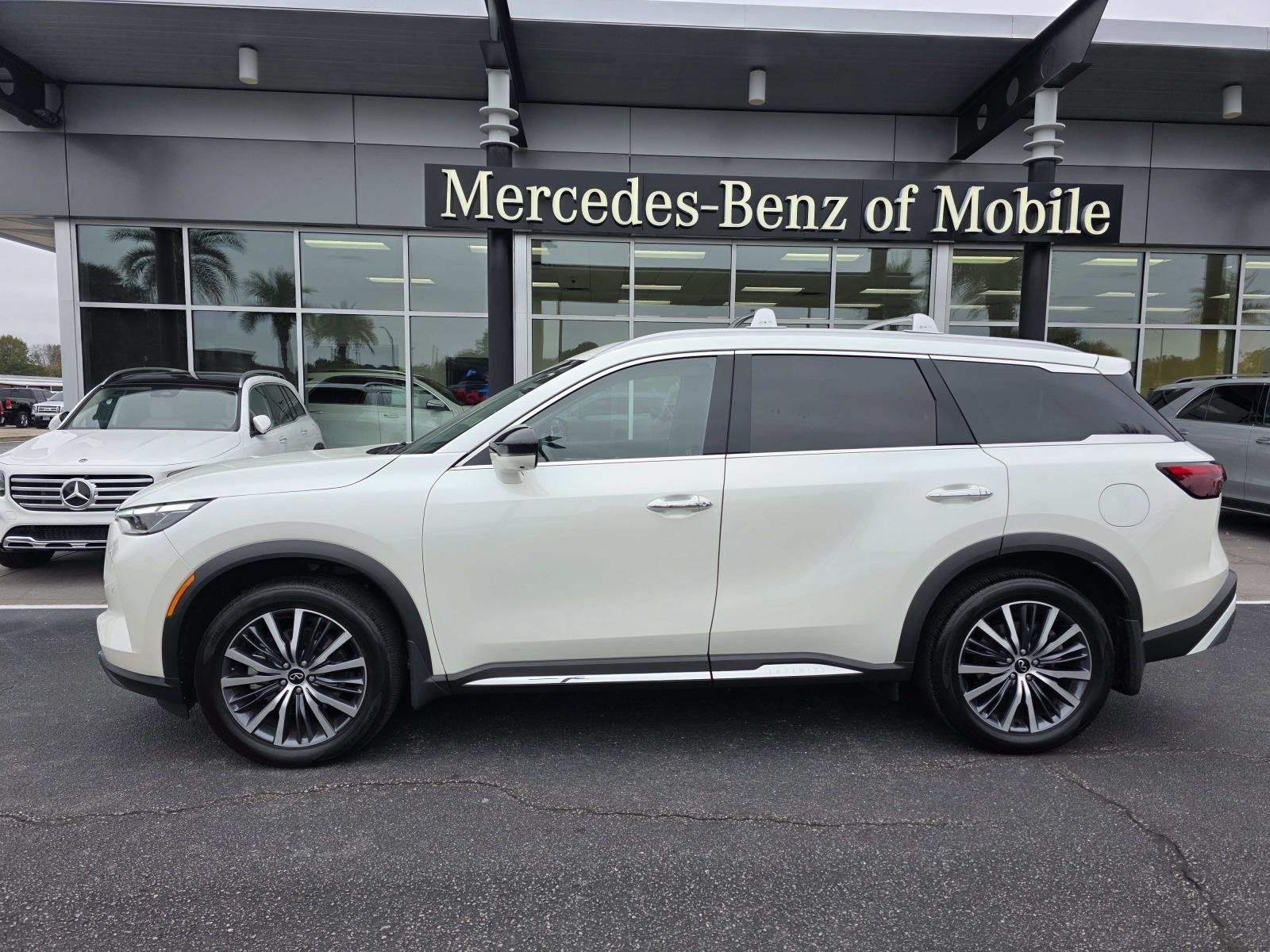 2025 INFINITI QX60 SENSORY's photo