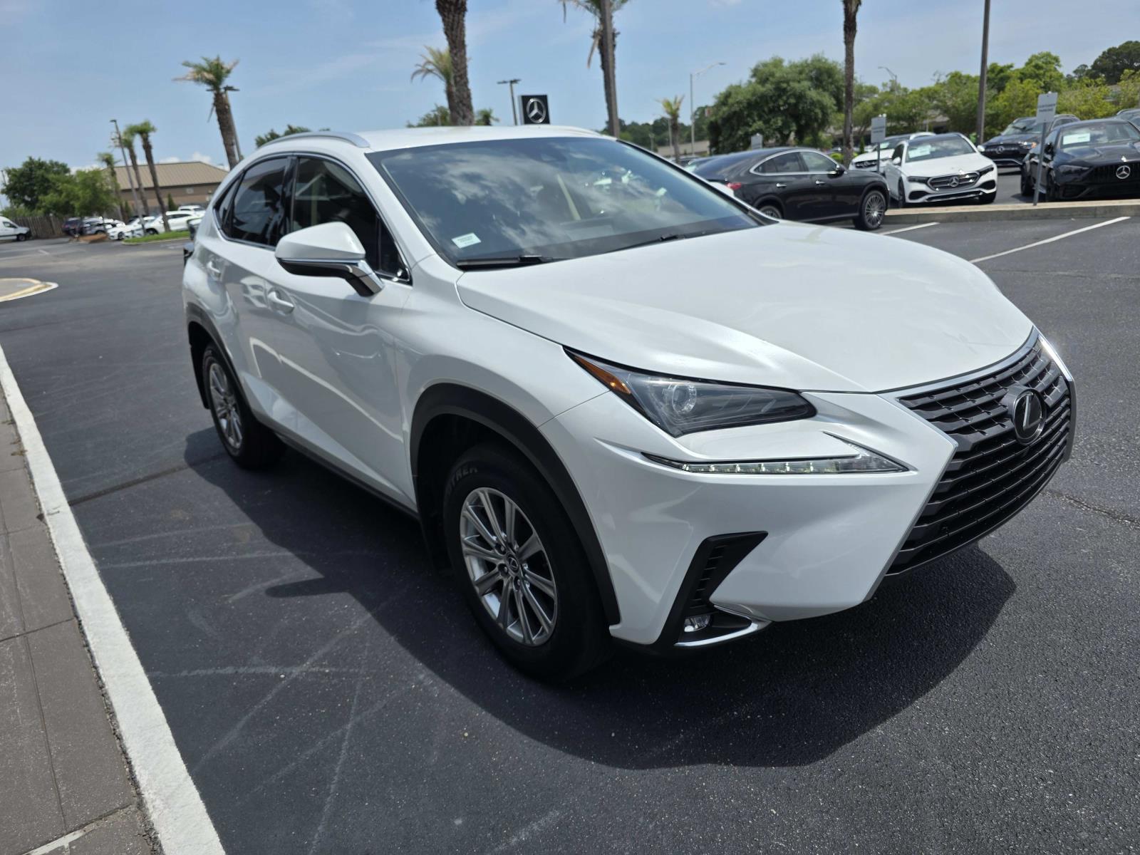 2021 Lexus NX 300 photo 4