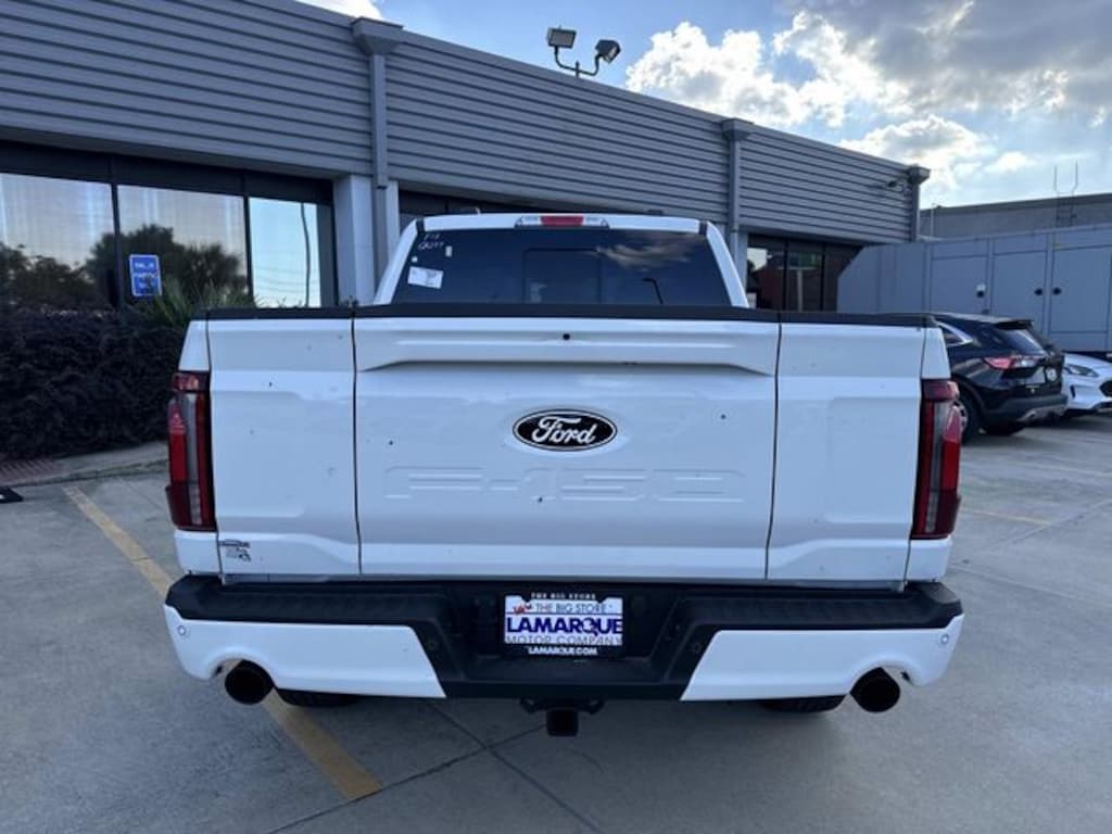 New 2025 Ford F-150 Lariat Truck