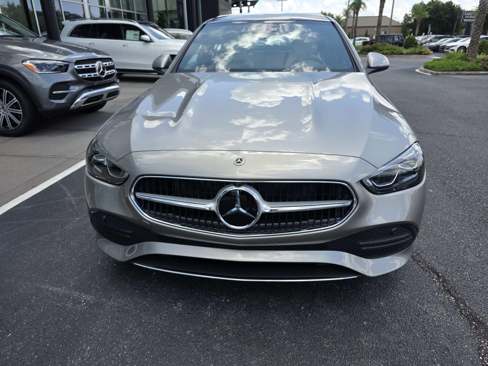 2024 Mercedes Benz C 300 4MATIC photo 3