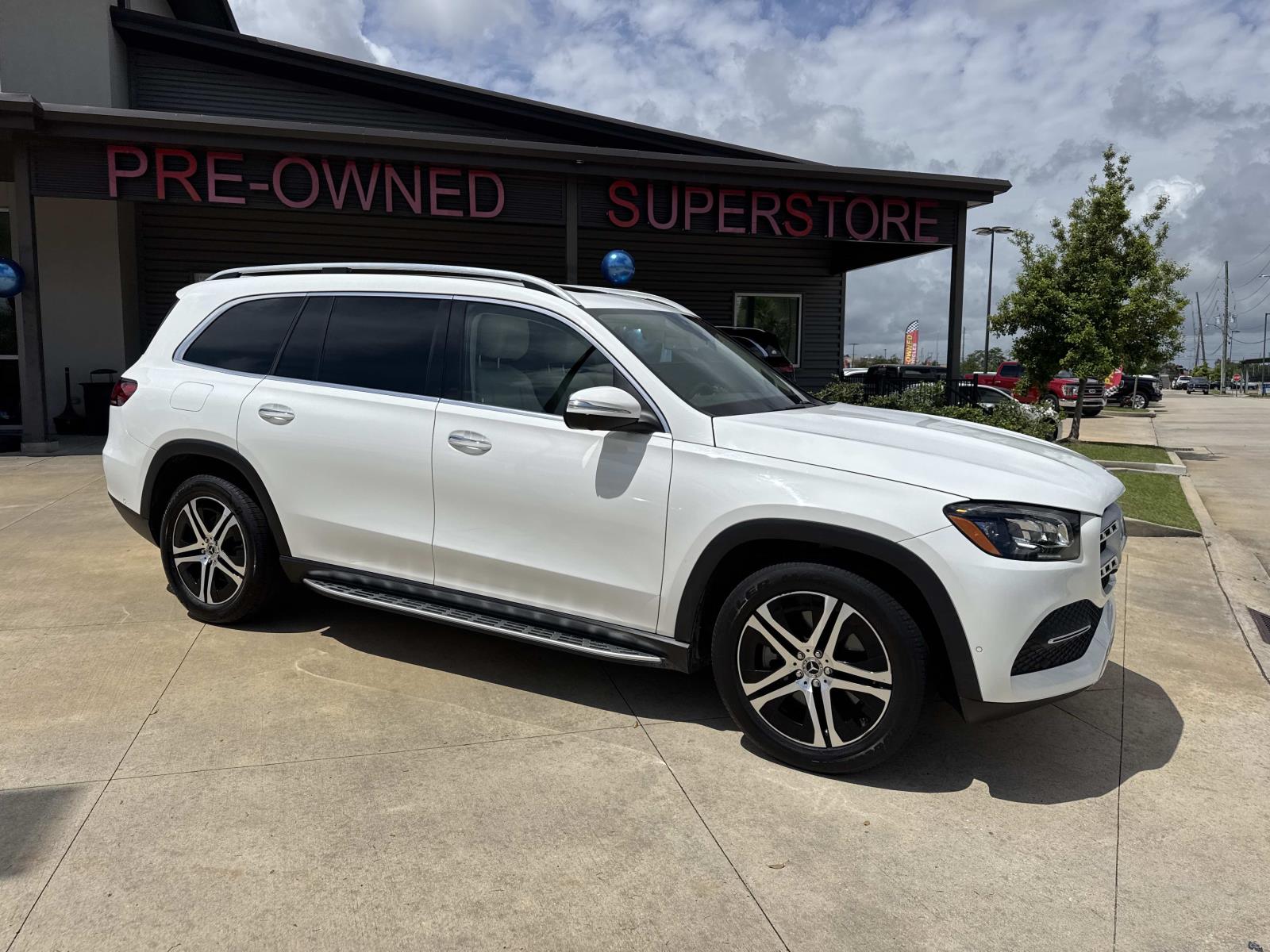 2020 Mercedes-Benz GLS GLS450's photo