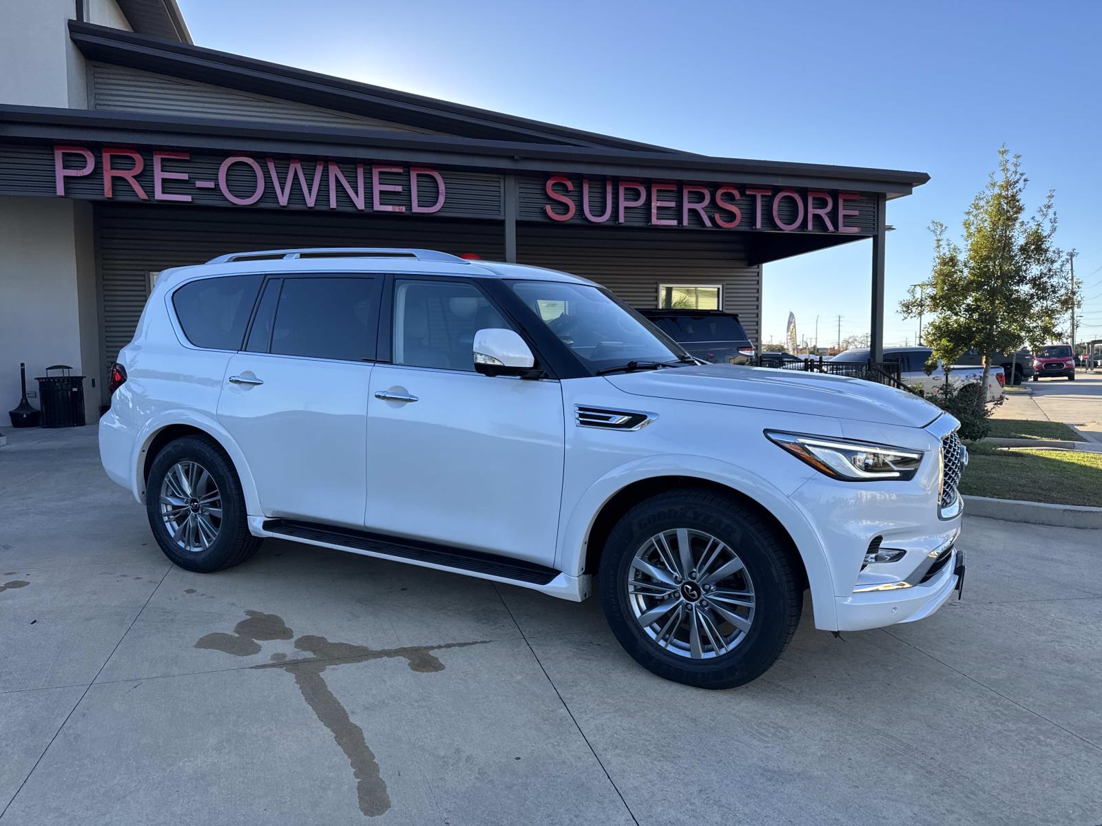 2024 INFINITI QX80