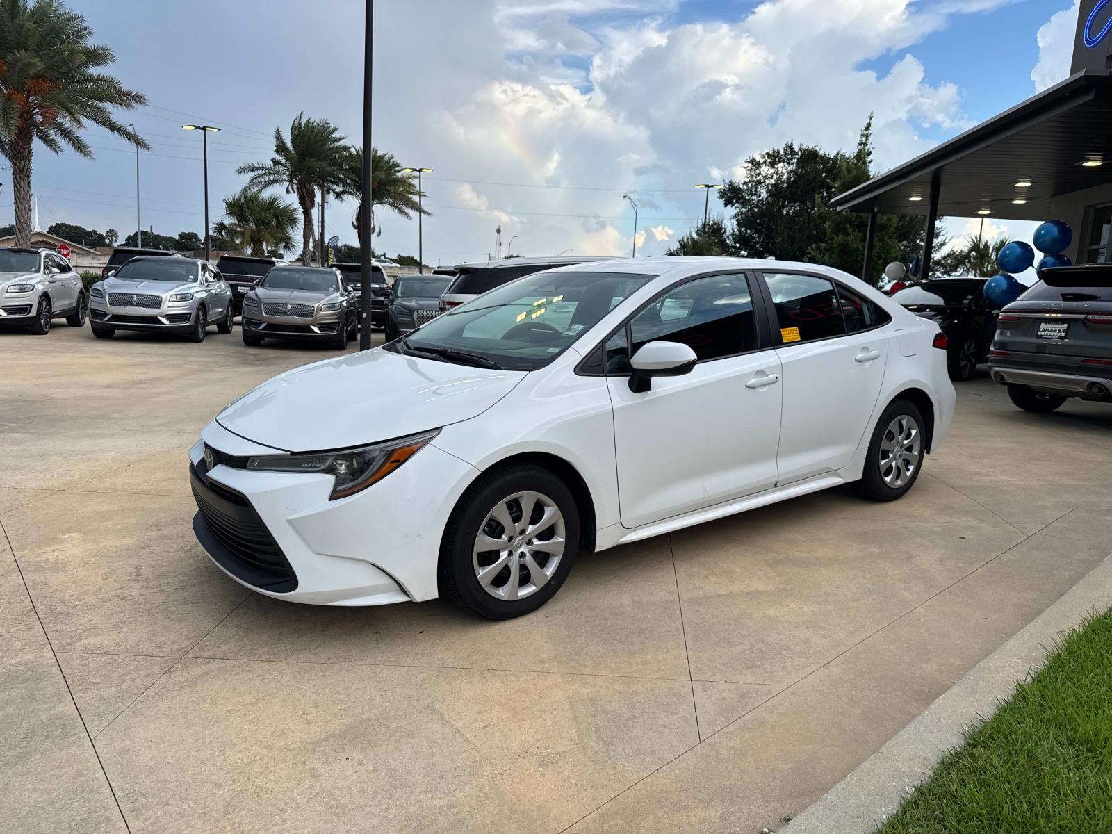 2024 Toyota Corolla LE photo 4