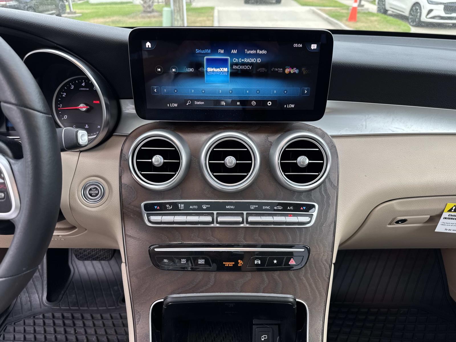 View 25