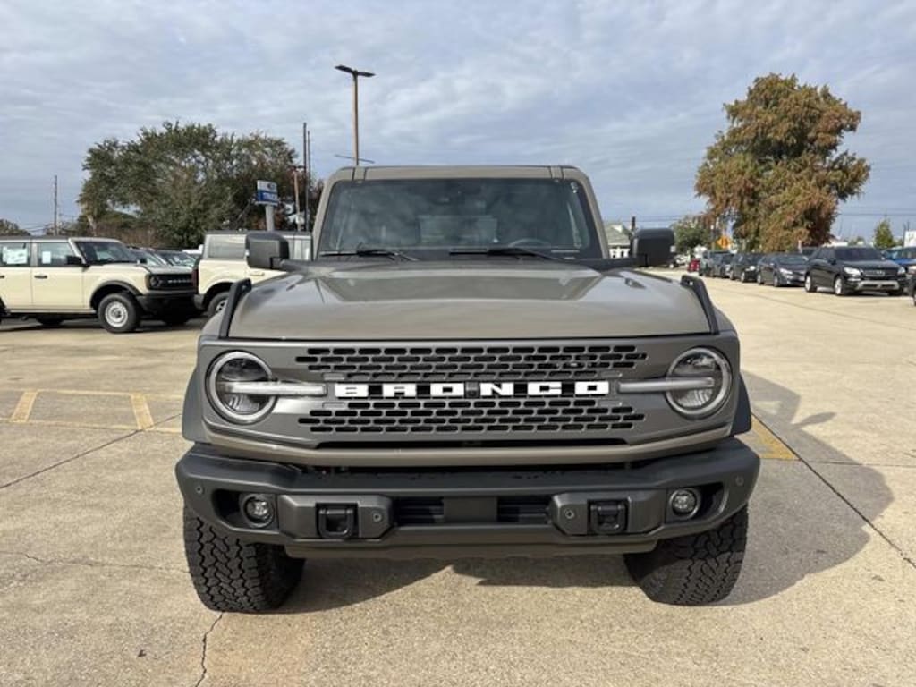 New 2025 Ford Bronco Badlands SUV