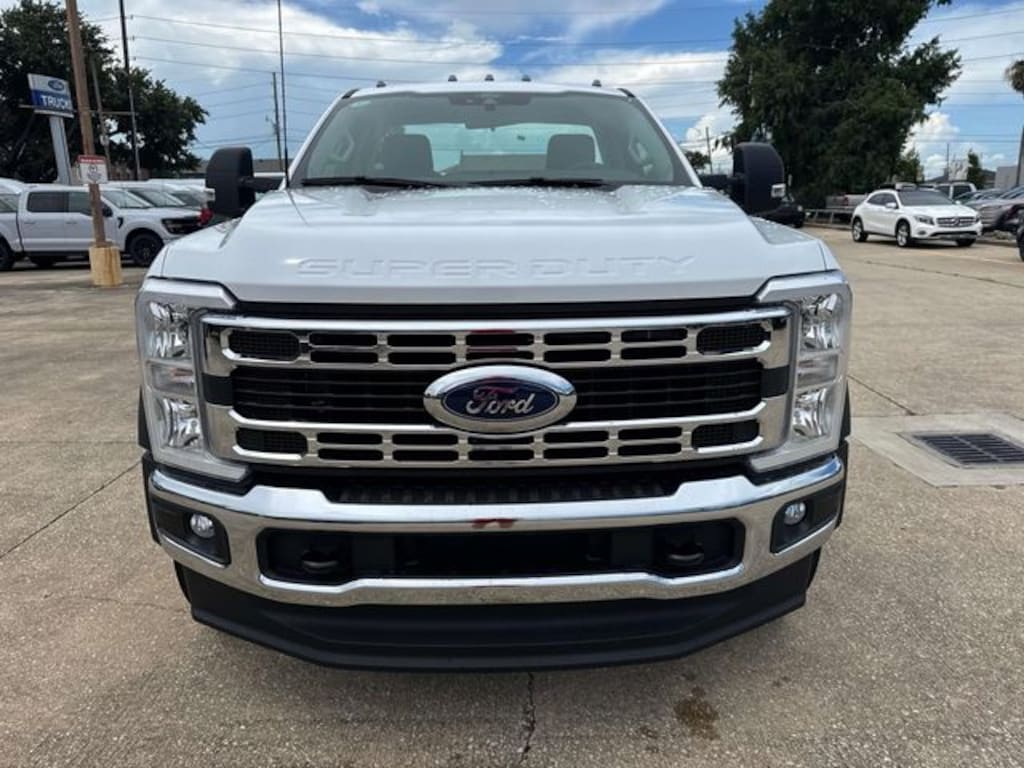 New 2025 Ford F-550SD XL Chassis
