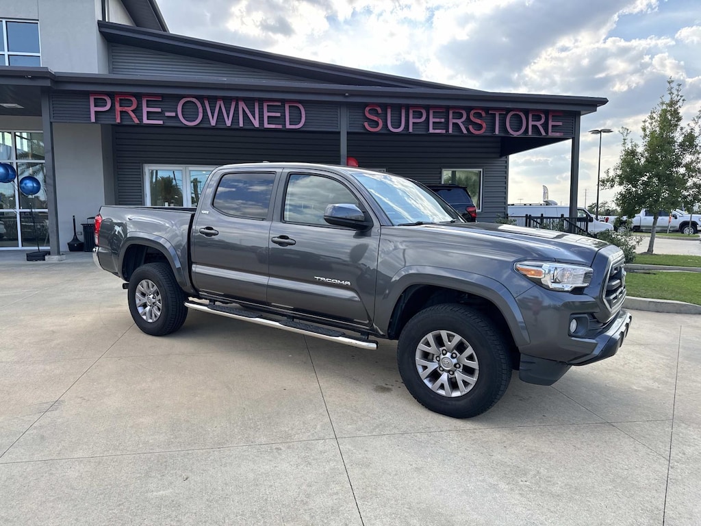 Used 2017 Toyota Tacoma SR5 Double Cab 5 Bed V6 4x2 AT (Natl) Crew Cab Pickup