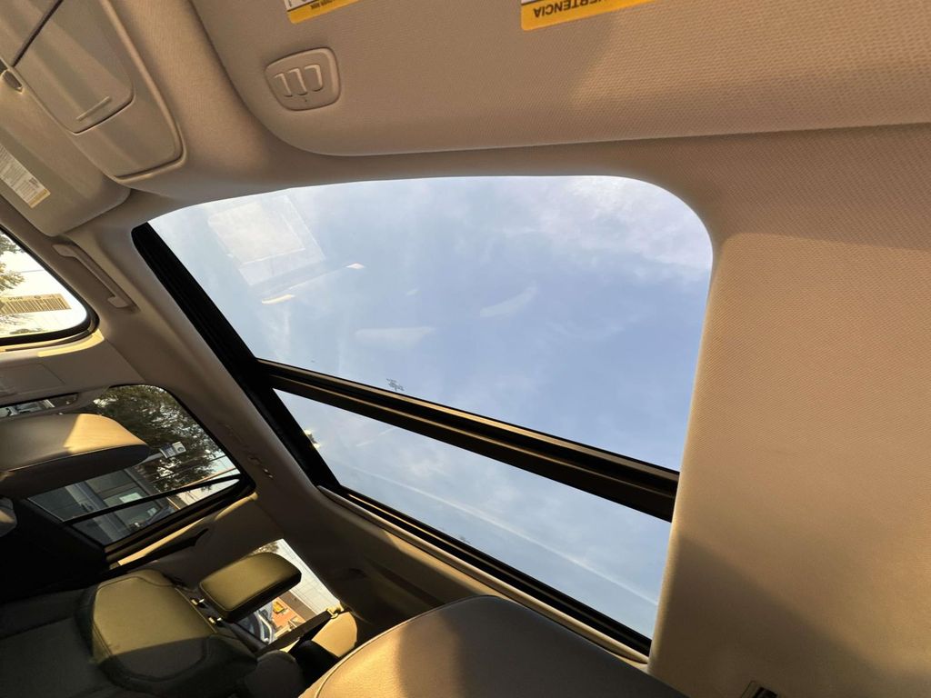2025 Ford Expedition MAX Active - Photo 11