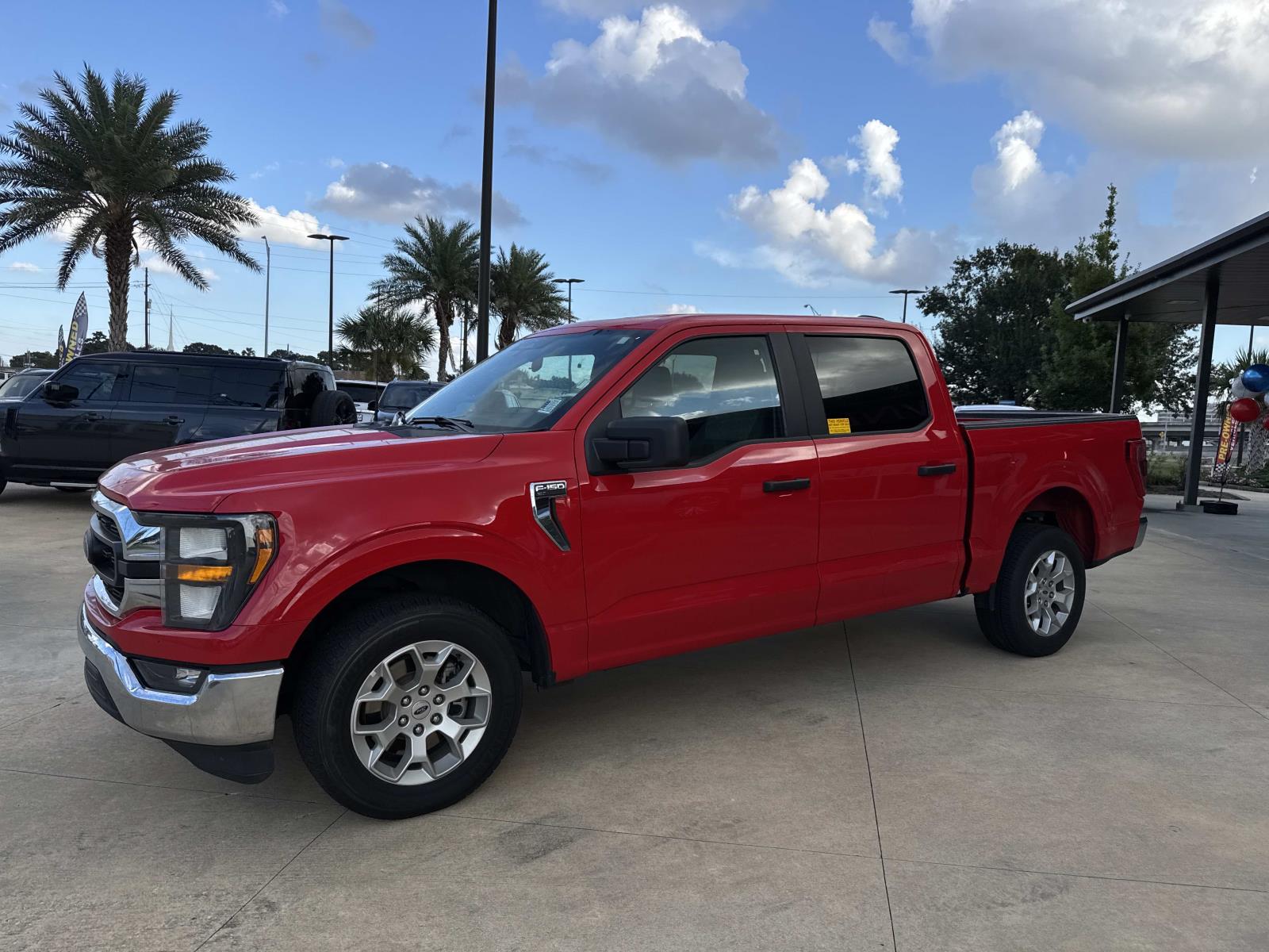 2023 Ford F-150 XLT photo 4