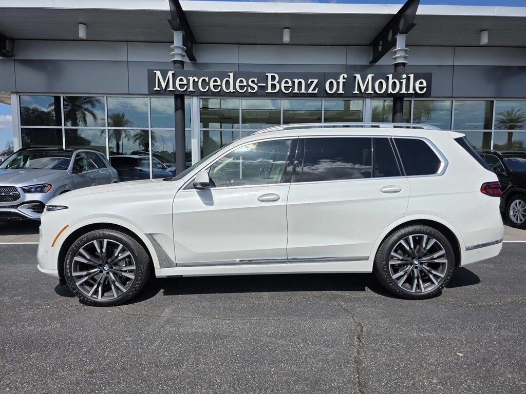 Used 2024 BMW X7 xDrive40i Sports Activity Vehicle Sport Utility