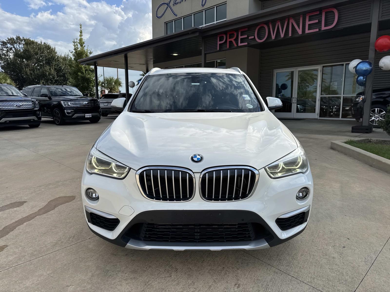 2017 Bmw X1 sDrive28i photo 3