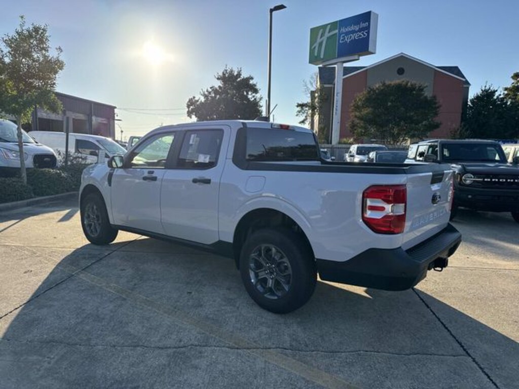 New 2025 Ford Maverick XLT Truck