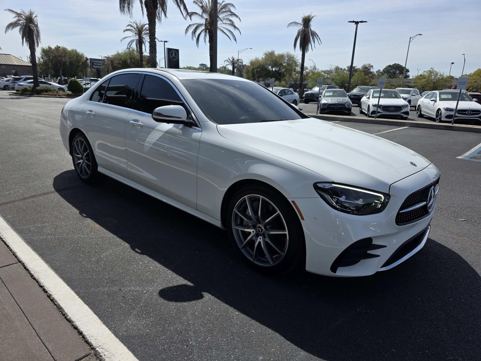 2022 Mercedes Benz E 350 Sedan photo 4