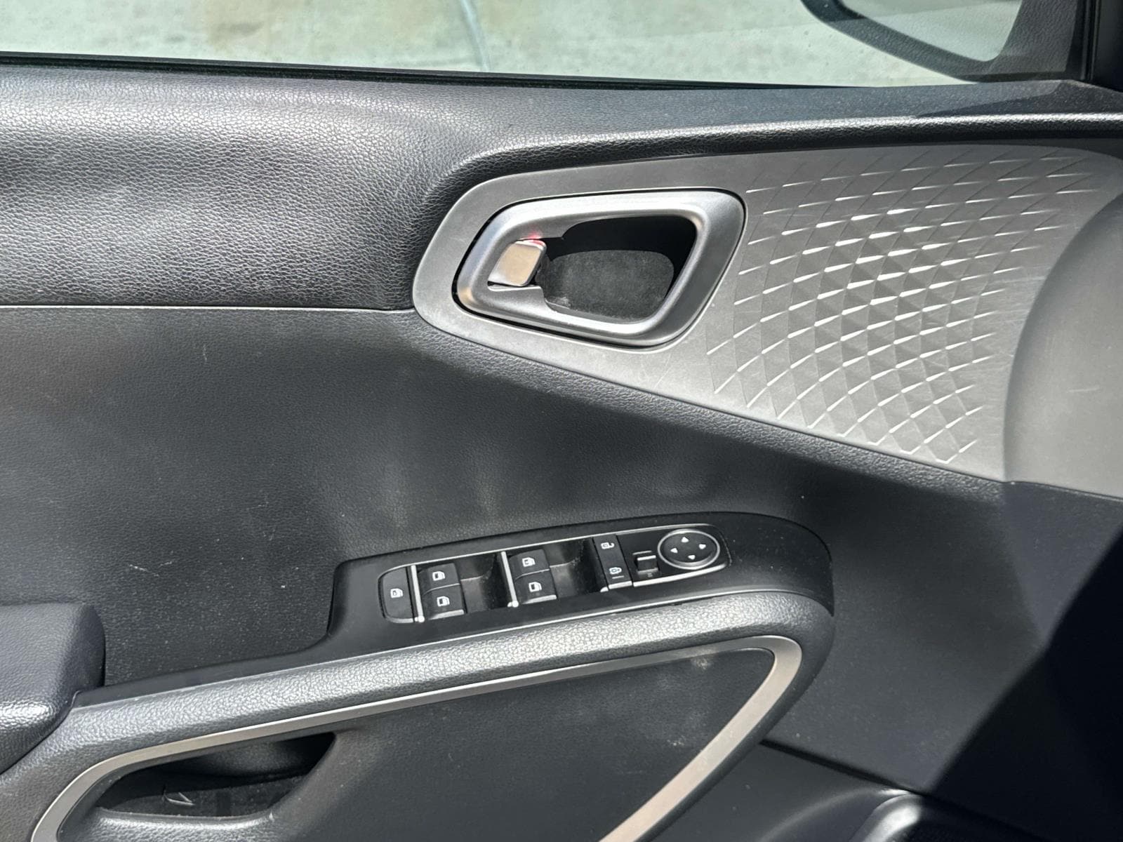 2021 Kia Soul LX - Photo 20