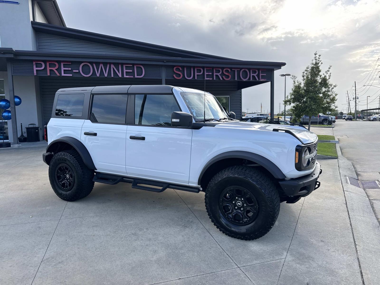 2024 Ford Bronco Wildtrak 4x4's photo