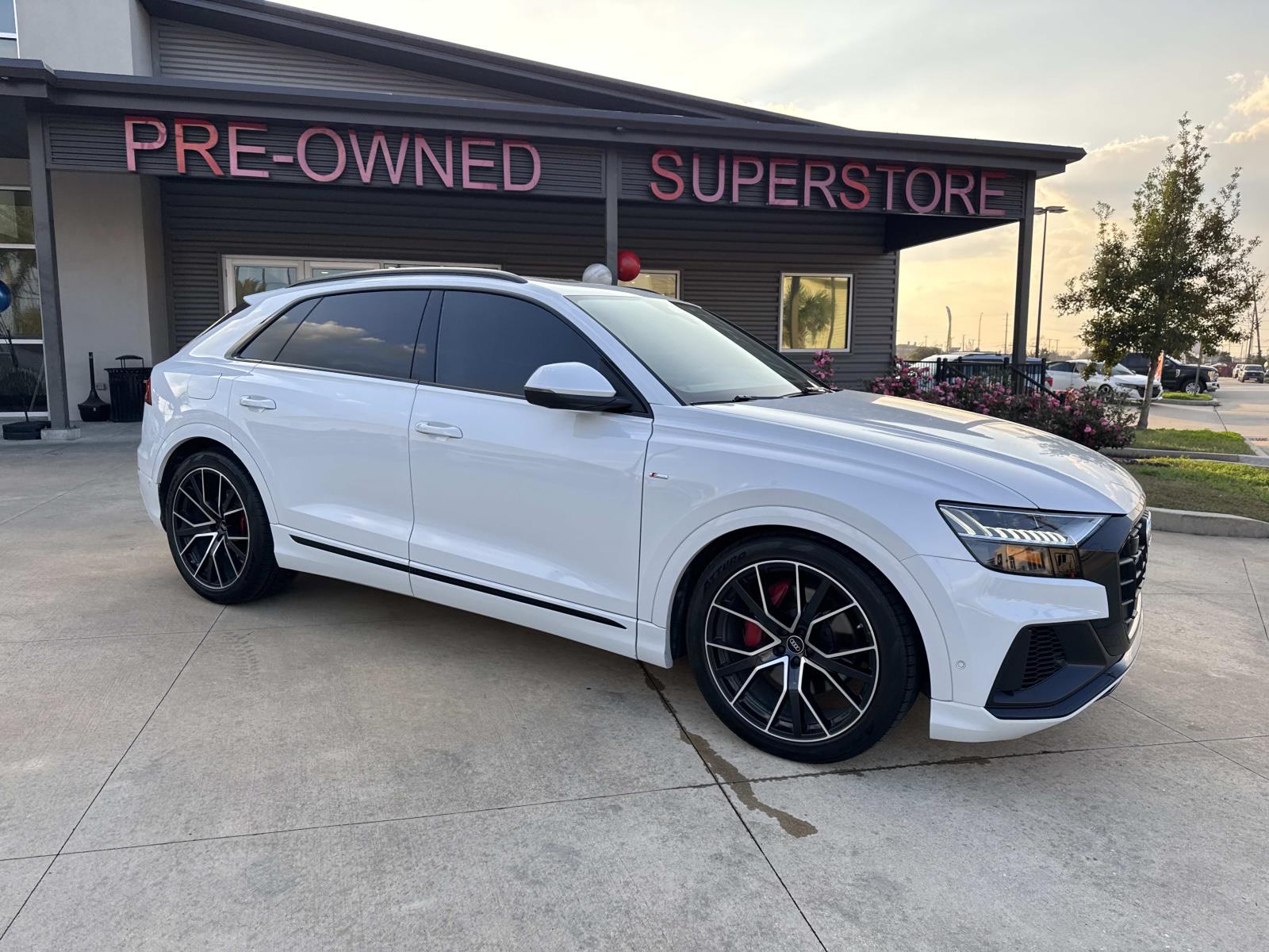 2022 Audi Q8 Prestige's photo