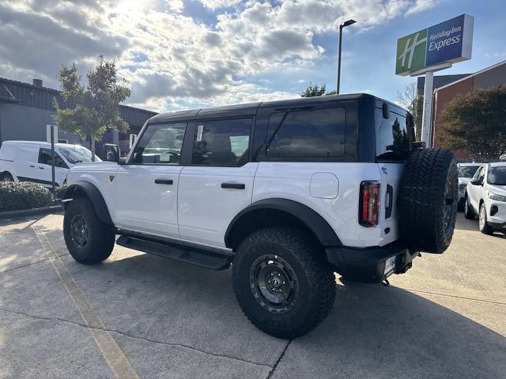 New 2025 Ford Bronco Badlands SUV