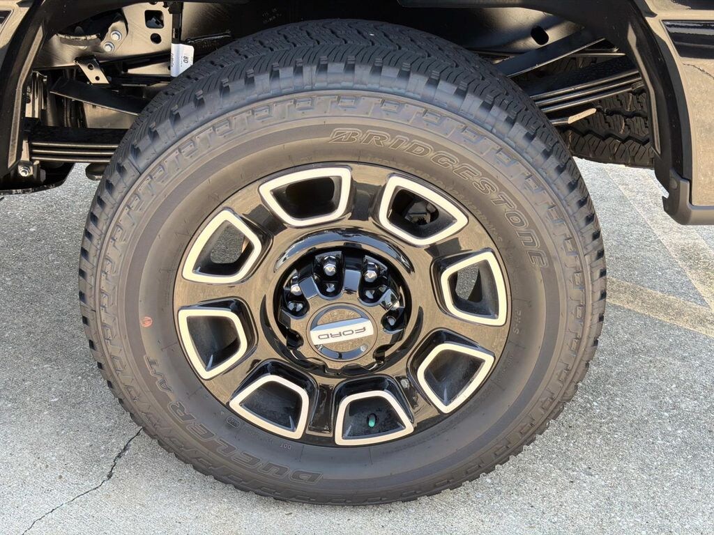New 2026 Ford F-250SD Platinum Truck