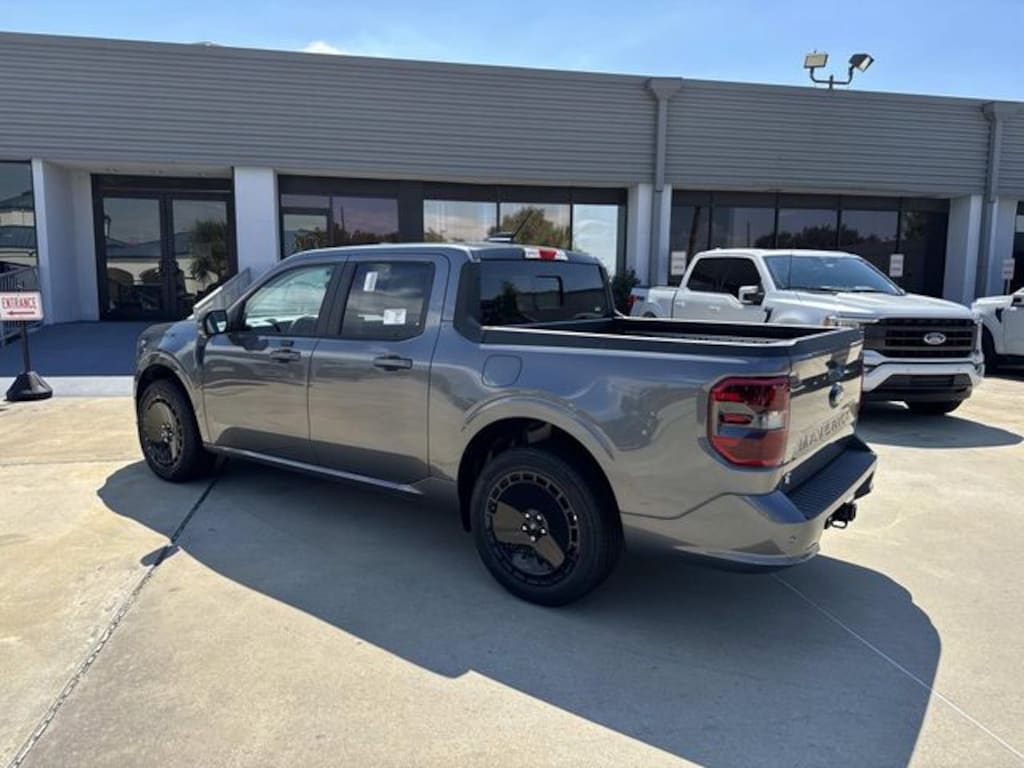 New 2025 Ford Maverick Lobo High Truck